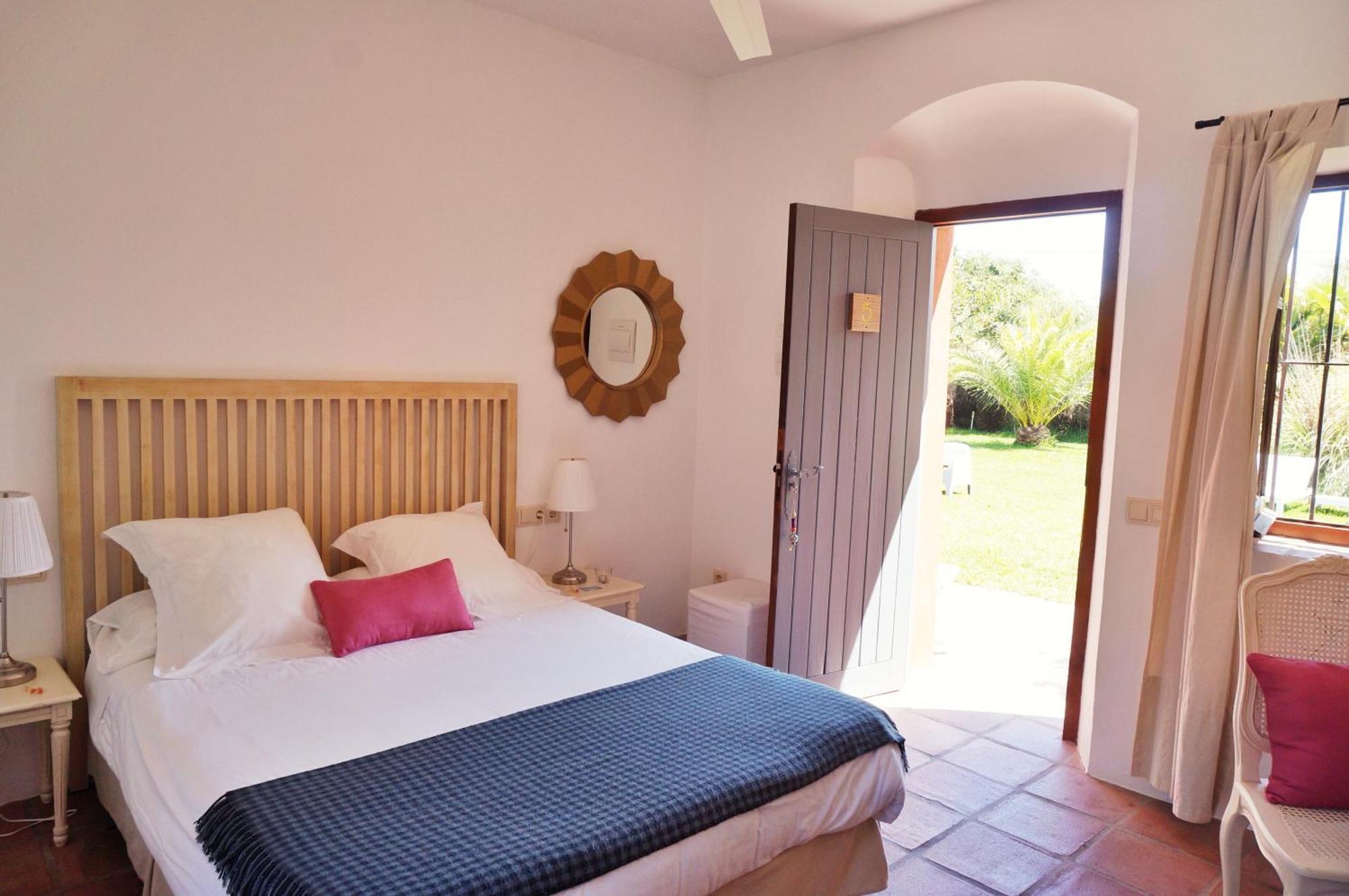 Cortijo El Pozuelo Pensionat Tarifa Rum bild
